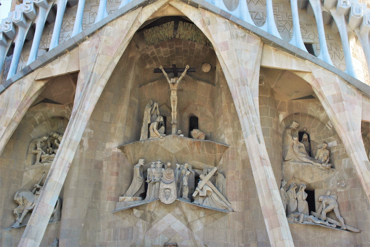 Sagrada Familia Sculpture de la Facade de la Passion