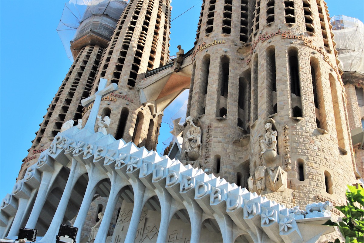 Sagrada Familia facade la passion